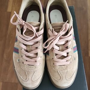 Coolway Kiro Beige Sneakers with Pink and Purple Details